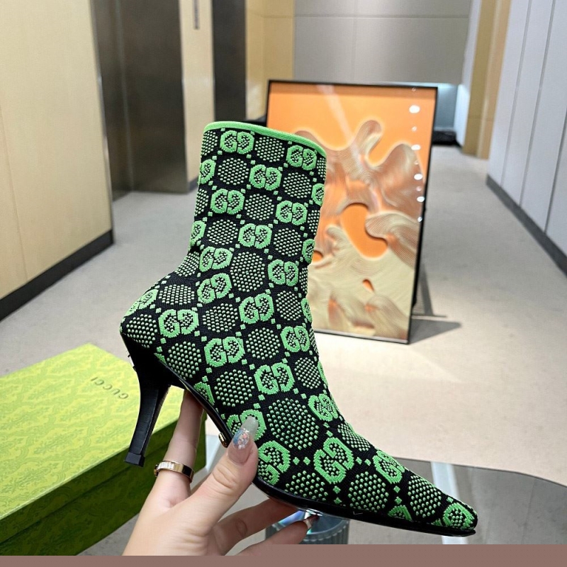 G*u*i boots